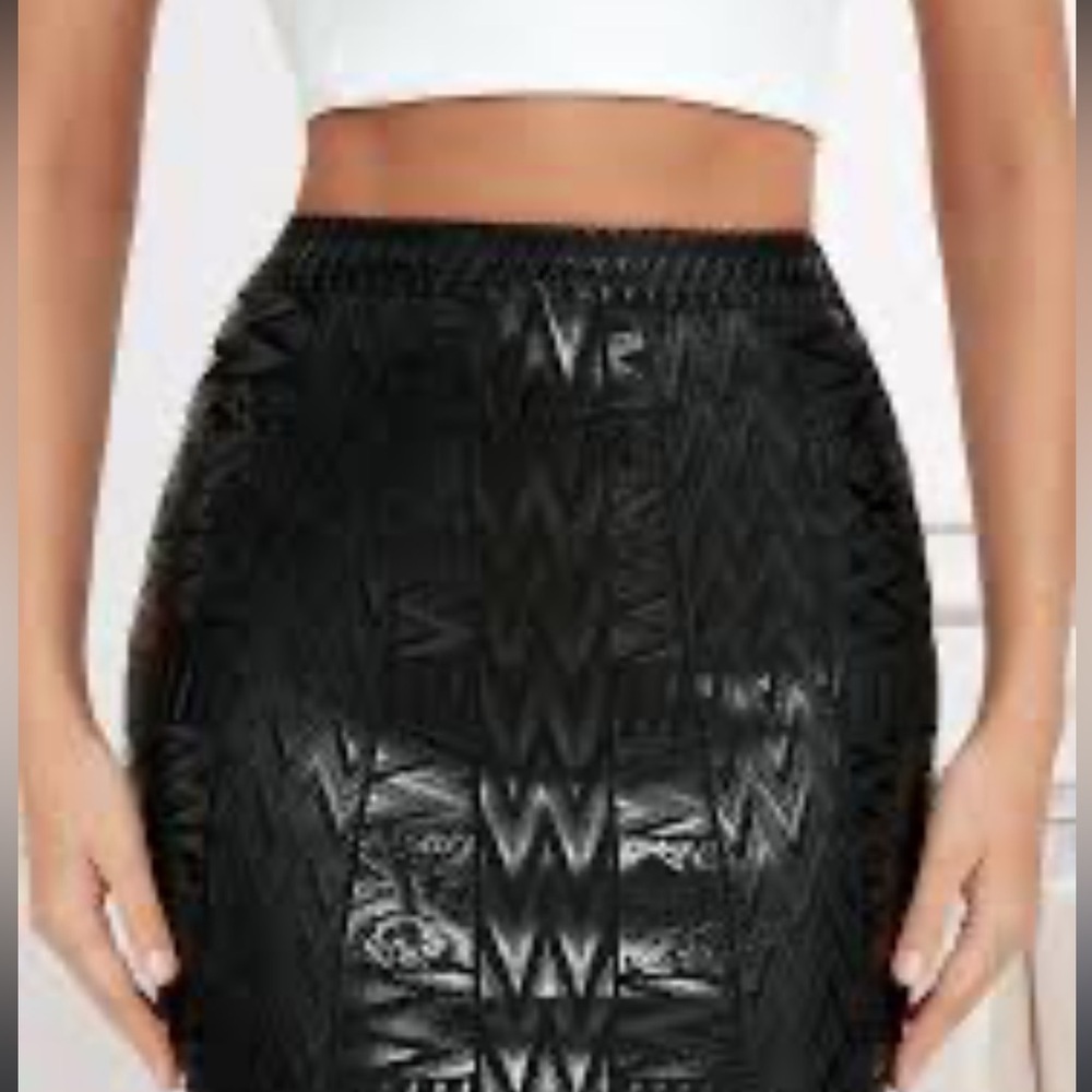 Smart Set Women's Back Zip Leather and Nylon Above Knee Pencil Skirt, Size Small